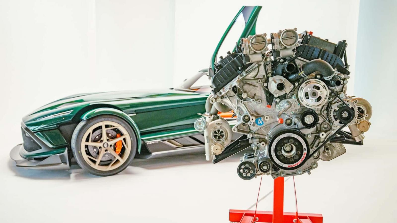 Το νέο Donkervoort P24 RS άφησε την Audi και ήρθε με μοτέρ της Ford